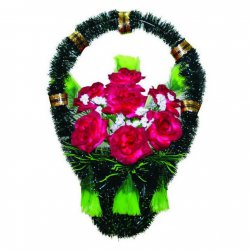 Корзина цветов на могилу